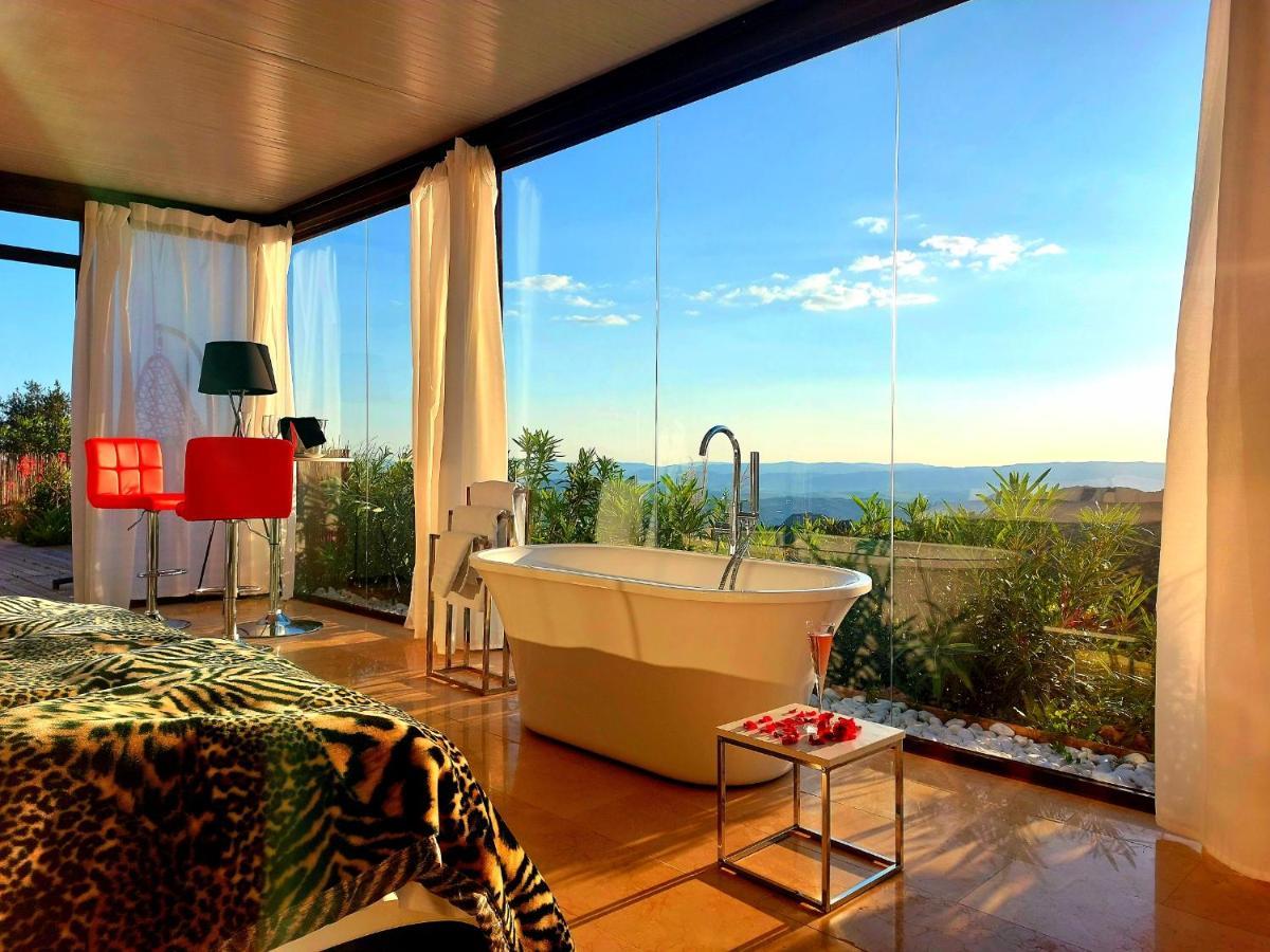 Ddg Retreat Hotel Casares Kültér fotó