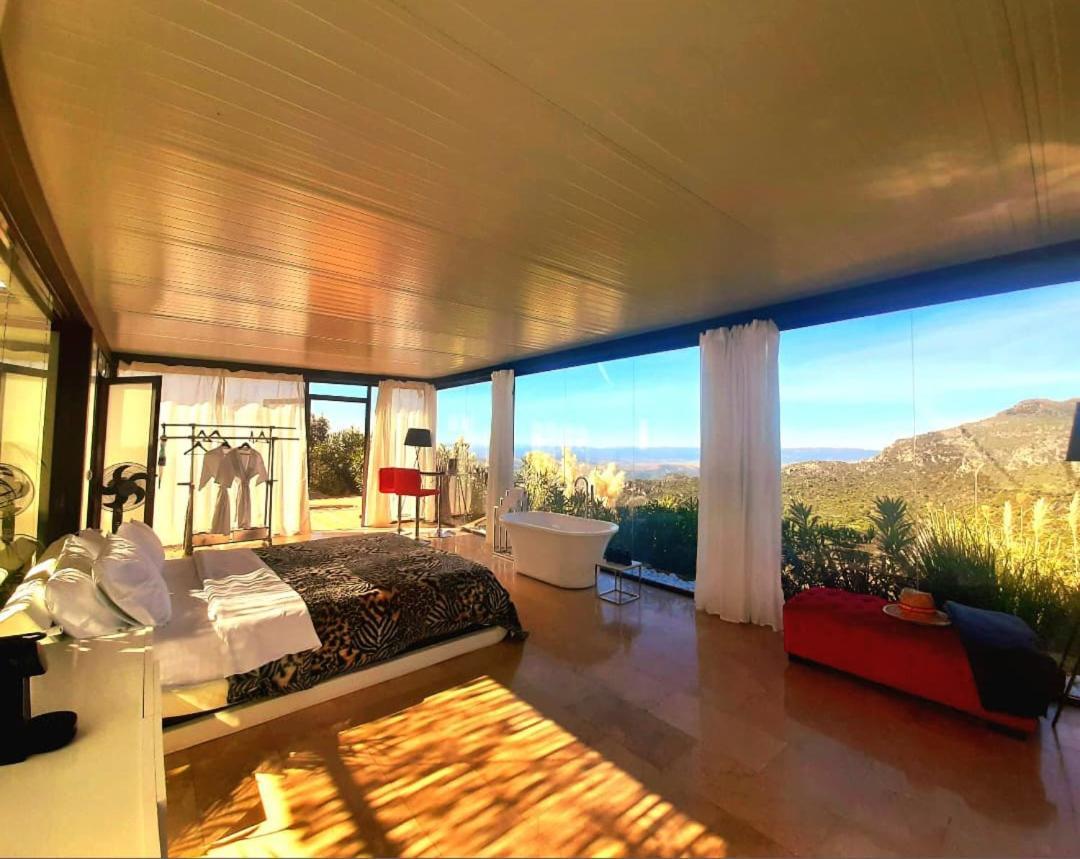 Ddg Retreat Hotel Casares Kültér fotó
