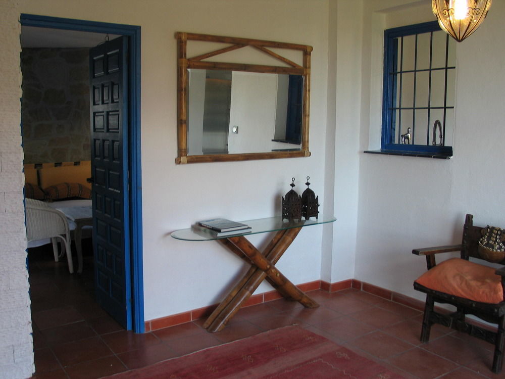 Ddg Retreat Hotel Casares Kültér fotó