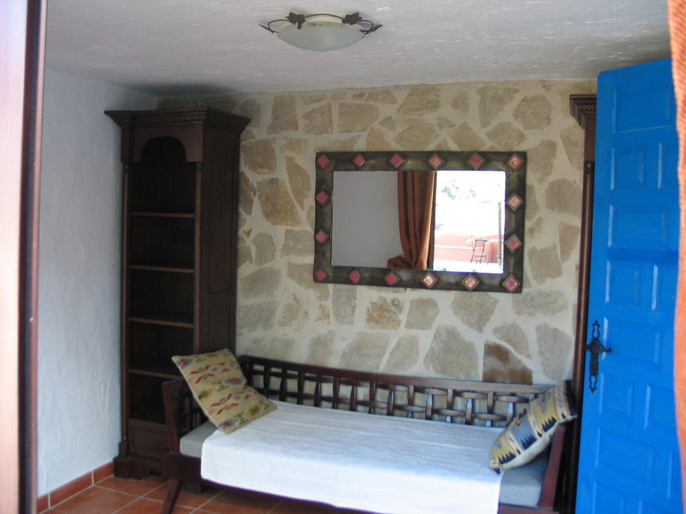 Ddg Retreat Hotel Casares Kültér fotó