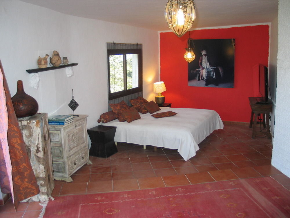 Ddg Retreat Hotel Casares Kültér fotó