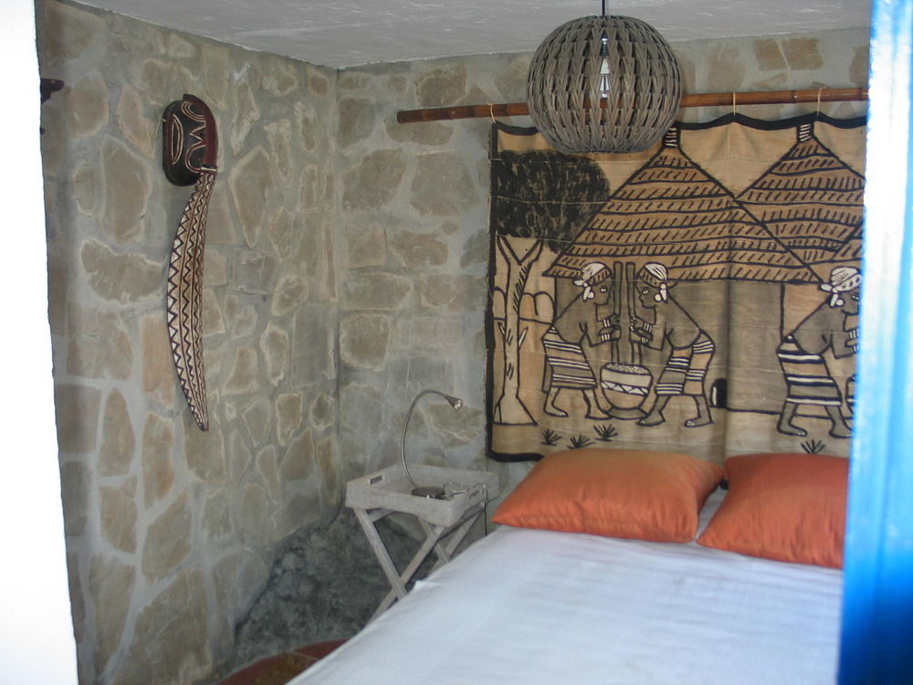 Ddg Retreat Hotel Casares Kültér fotó