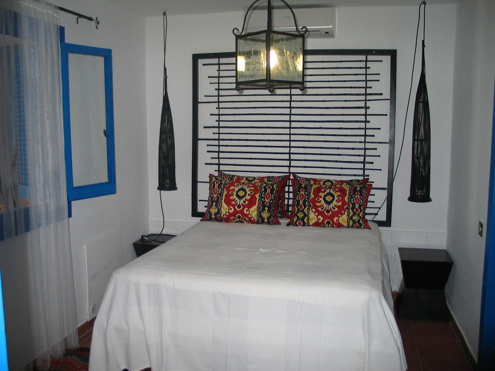 Ddg Retreat Hotel Casares Kültér fotó