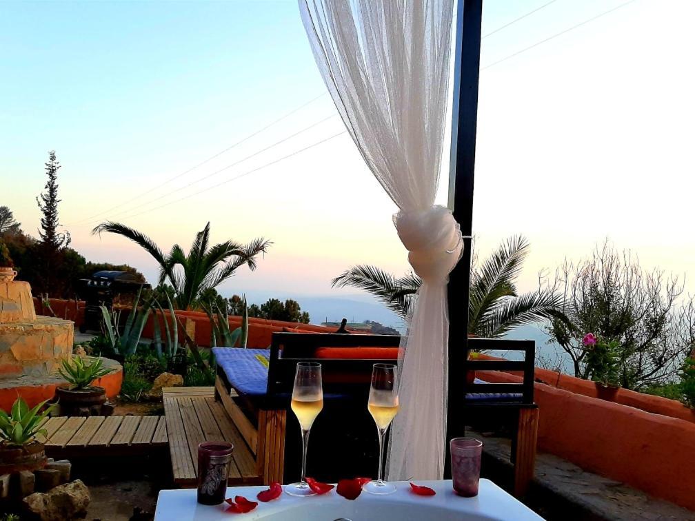 Ddg Retreat Hotel Casares Kültér fotó
